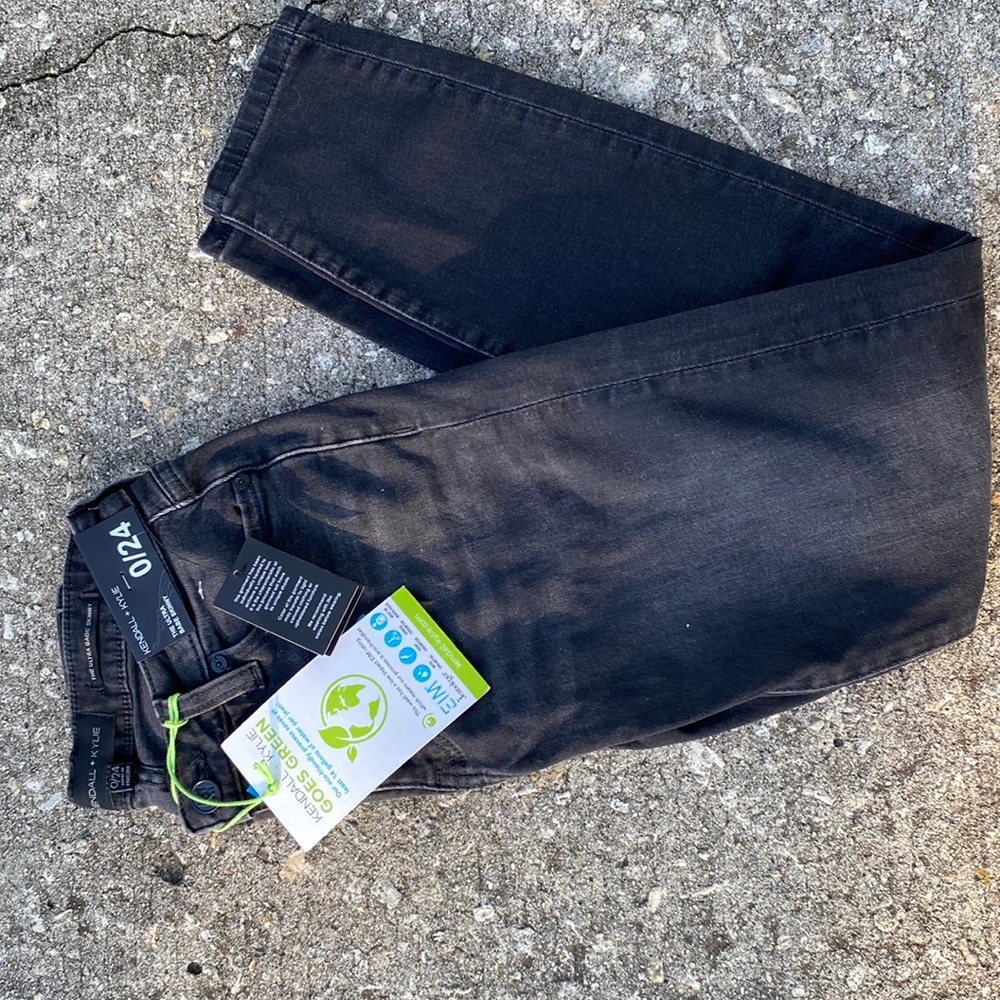 Kendall and kylie black jeans new with tags